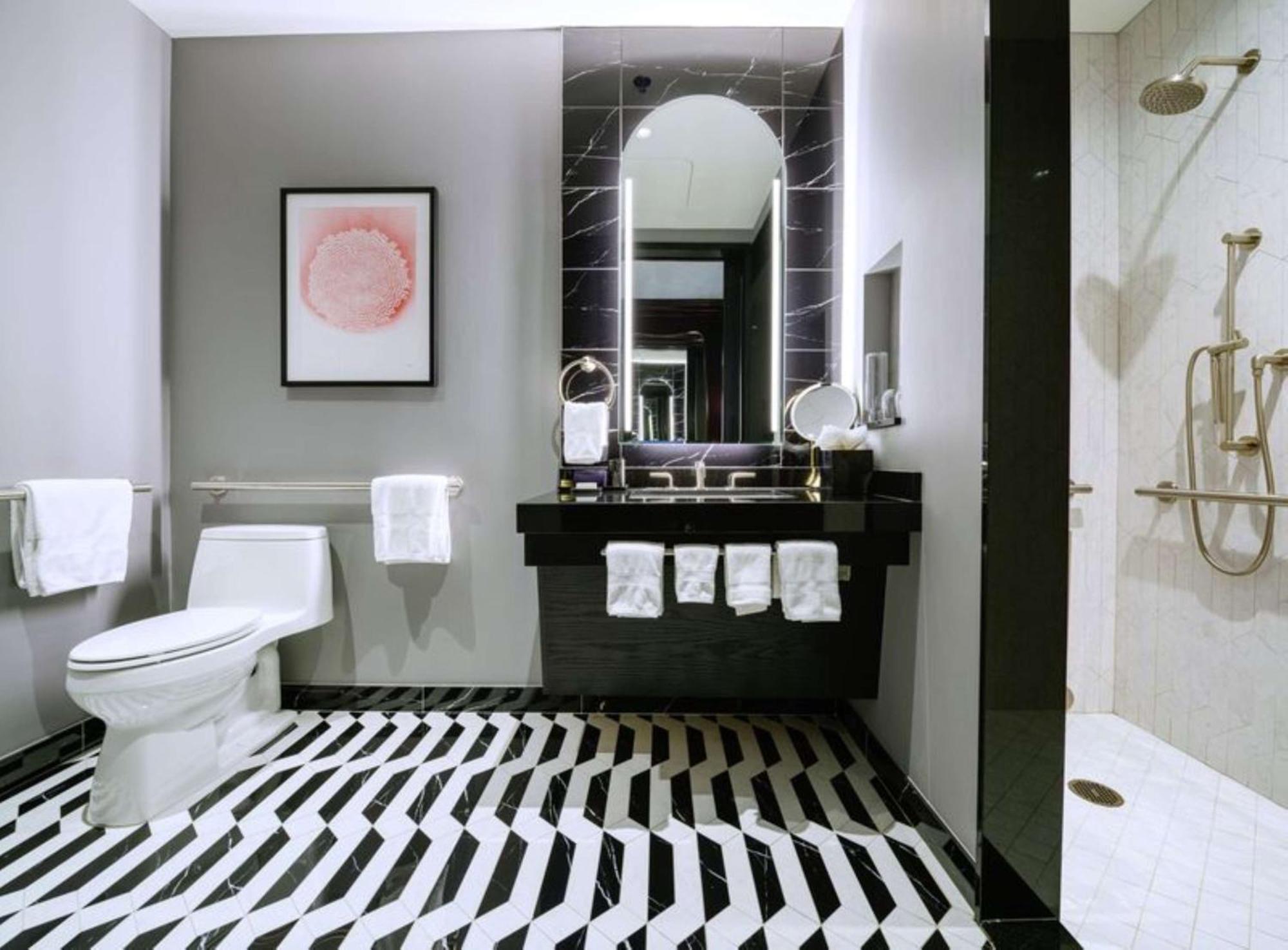 Daxton Hotel Birmingham, Curio Collection By Hilton Extérieur photo
